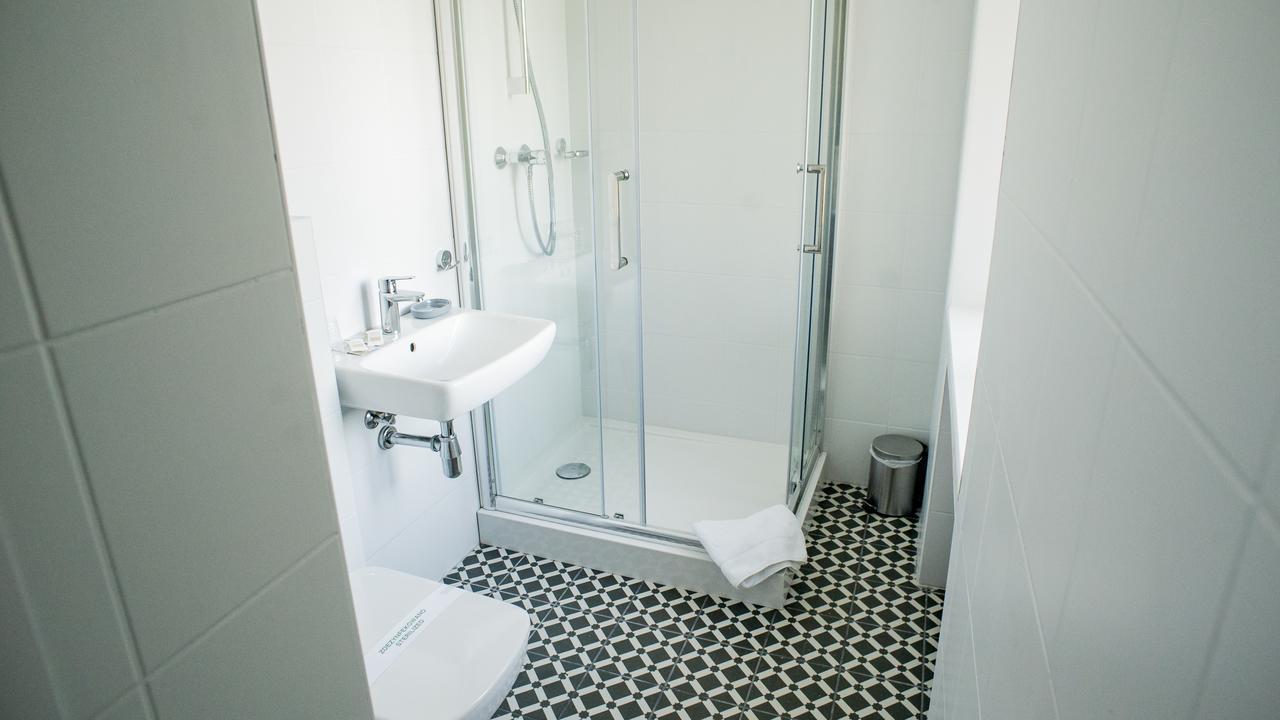 Palac Kobylniki Hotel Obrzycko Esterno foto